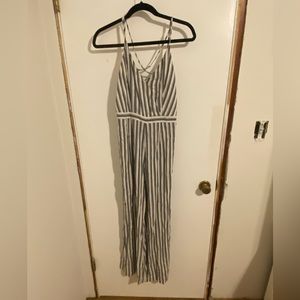 Vneck stripped jumpsuit. Size 4